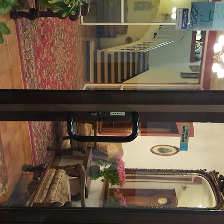 Hostal Residencia Catalina Palamós Eksteriør bilde