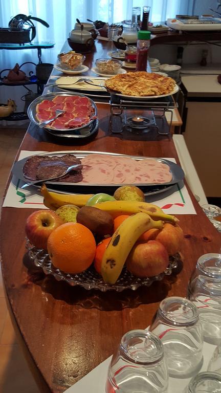 Hostal Residencia Catalina Palamós Eksteriør bilde