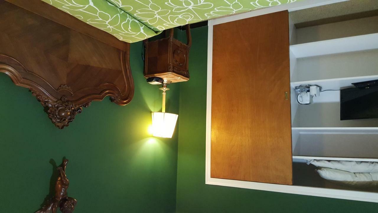 Hostal Residencia Catalina Palamós Eksteriør bilde