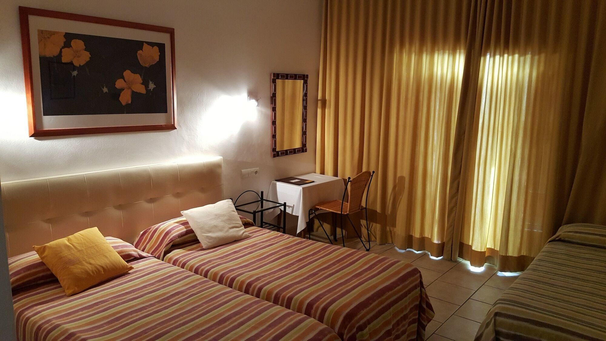 Hostal Residencia Catalina Palamós Eksteriør bilde