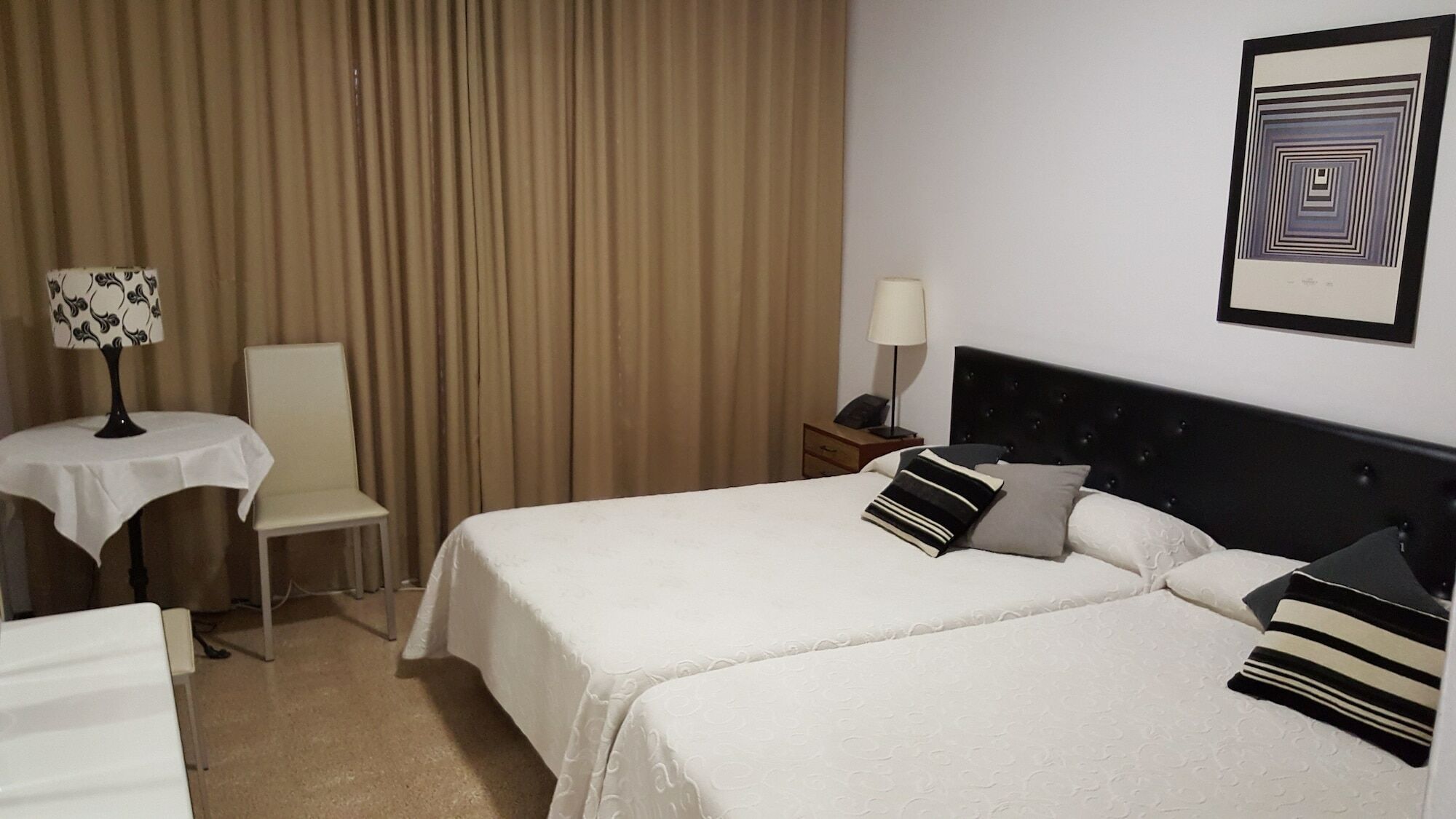 Hostal Residencia Catalina Palamós Eksteriør bilde