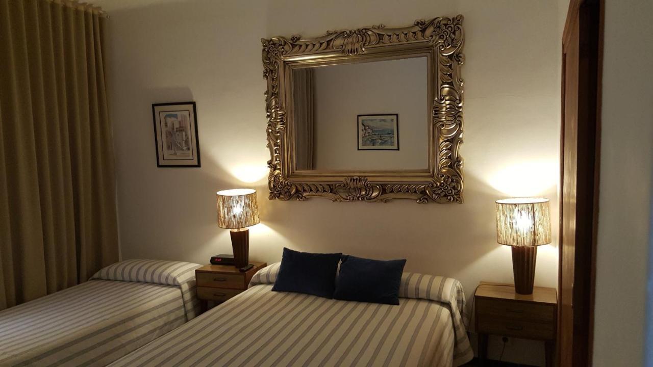 Hostal Residencia Catalina Palamós Eksteriør bilde